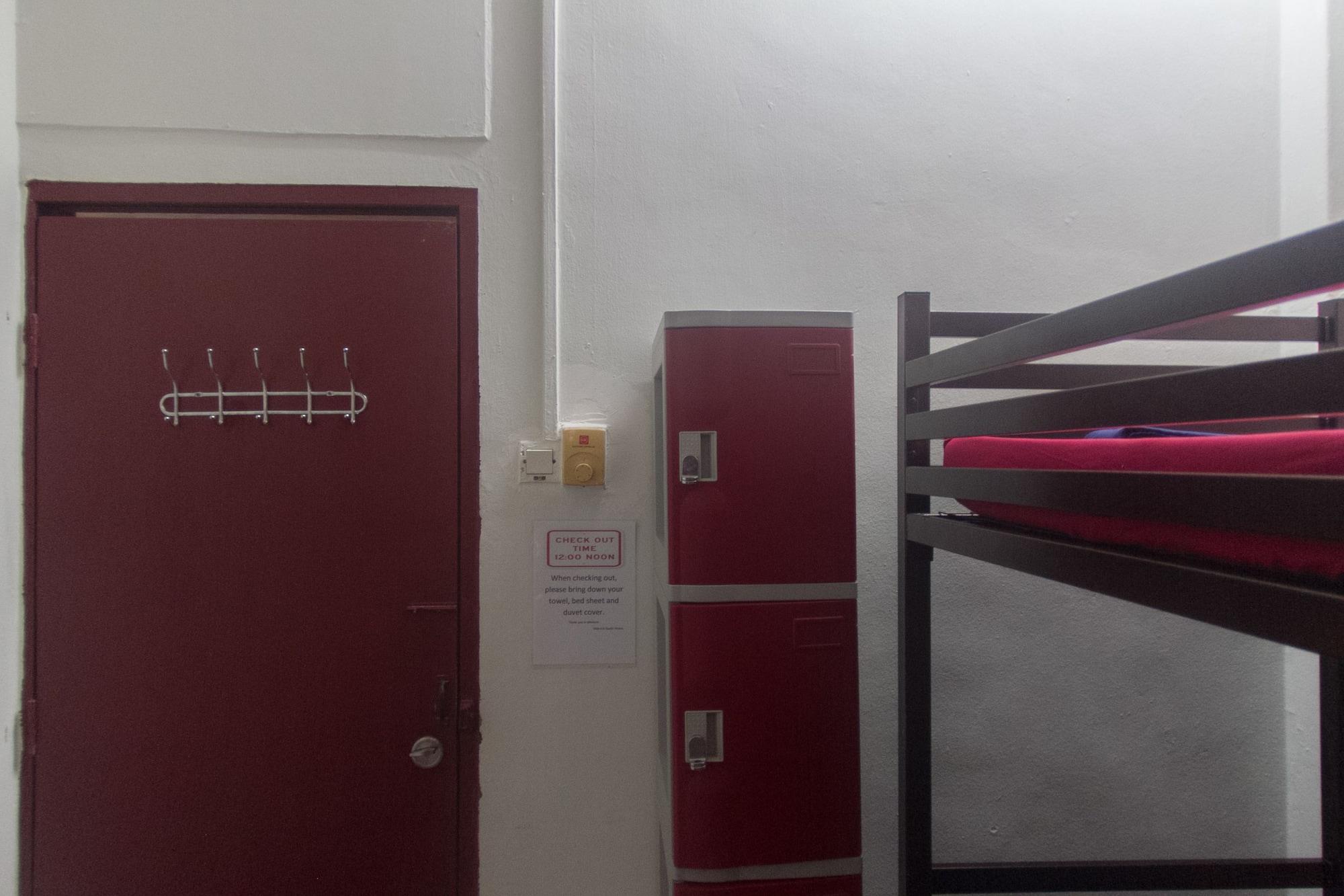 Step Inn Guesthouse Kuala Lumpur Exterior photo