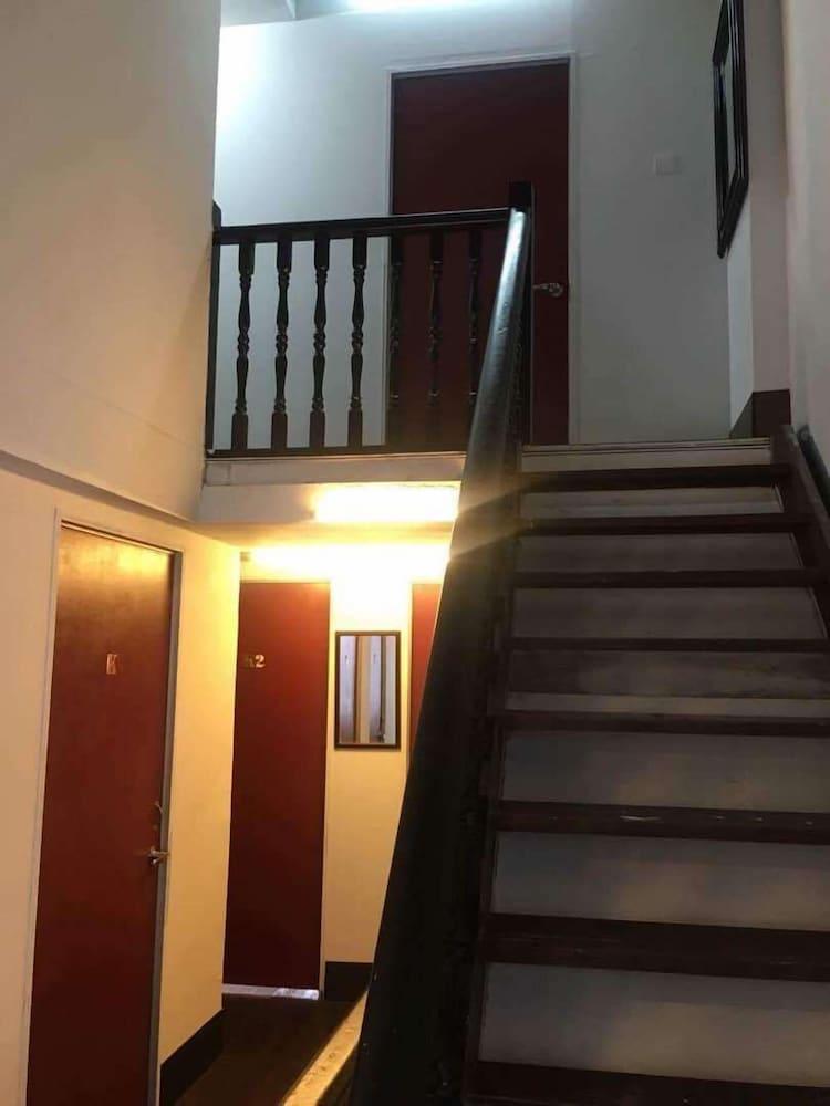 Step Inn Guesthouse Kuala Lumpur Exterior photo